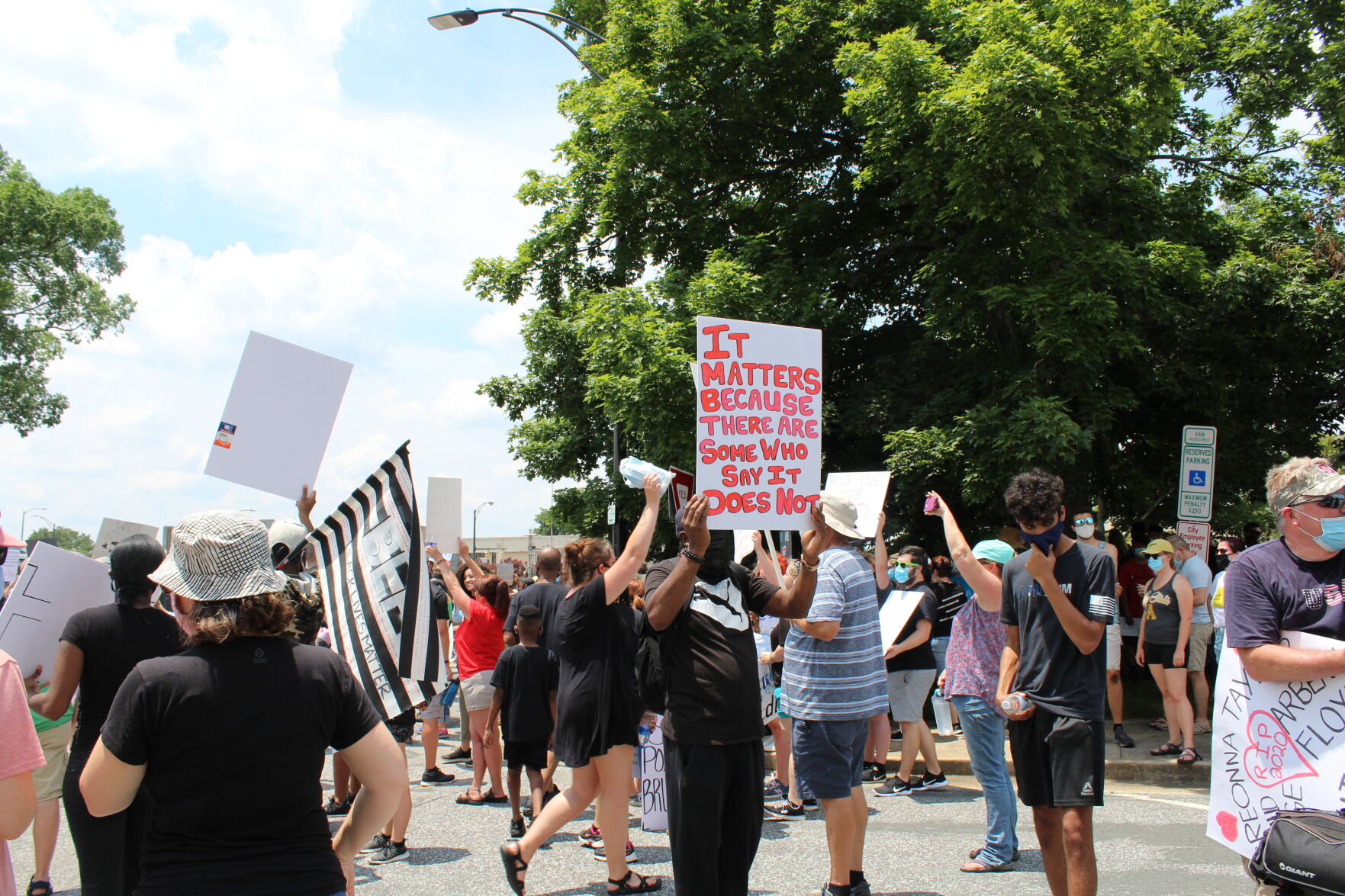 HKY demonstration (22).JPG